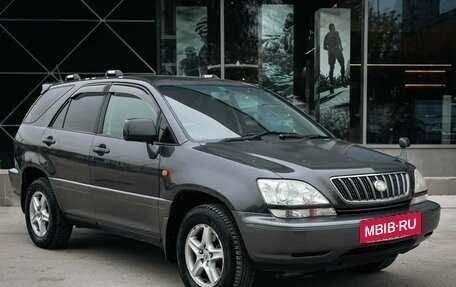 Toyota Harrier, 2002 год, 1 006 600 рублей, 7 фотография