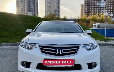 Honda Accord VIII рестайлинг, 2012 год, 2 400 000 рублей, 3 фотография