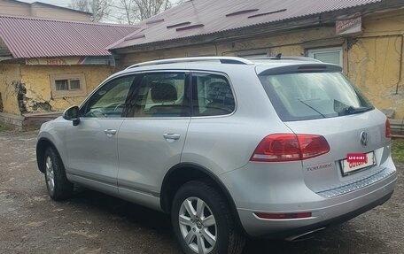 Volkswagen Touareg III, 2010 год, 2 350 000 рублей, 24 фотография