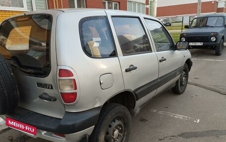 Chevrolet Niva I рестайлинг, 2003 год, 168 000 рублей, 4 фотография