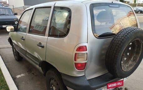 Chevrolet Niva I рестайлинг, 2003 год, 168 000 рублей, 5 фотография