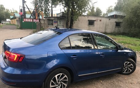 Volkswagen Jetta VI, 2017 год, 1 585 000 рублей, 3 фотография