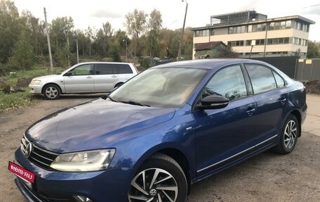 Volkswagen Jetta VI, 2017 год, 1 585 000 рублей, 2 фотография