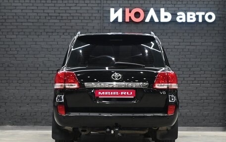 Toyota Land Cruiser 200, 2010 год, 3 350 000 рублей, 5 фотография