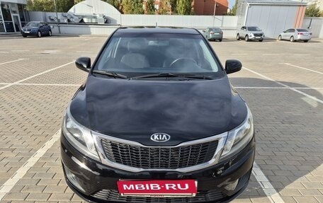 KIA Rio III рестайлинг, 2013 год, 885 000 рублей, 5 фотография