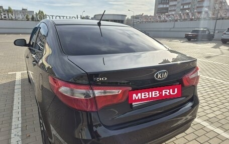 KIA Rio III рестайлинг, 2013 год, 885 000 рублей, 15 фотография