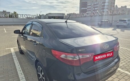 KIA Rio III рестайлинг, 2013 год, 885 000 рублей, 17 фотография