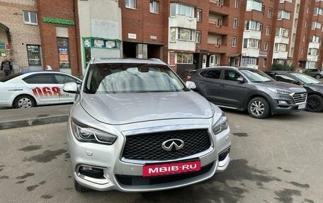 Infiniti QX60 I рестайлинг, 2019 год, 2 800 000 рублей, 8 фотография