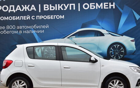 Renault Sandero II рестайлинг, 2018 год, 1 200 000 рублей, 2 фотография