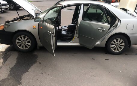 Toyota Camry V40, 2004 год, 700 000 рублей, 10 фотография