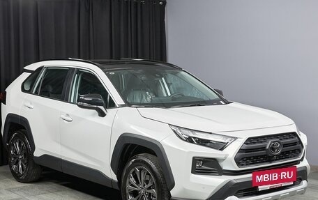 Toyota RAV4, 2024 год, 4 450 000 рублей, 3 фотография