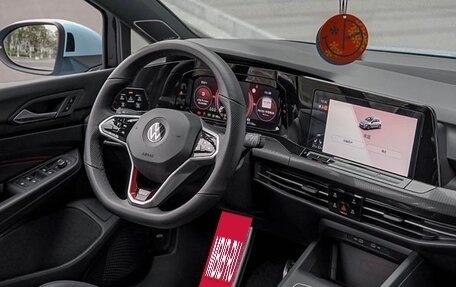 Volkswagen Golf GTI, 2021 год, 3 300 744 рублей, 8 фотография