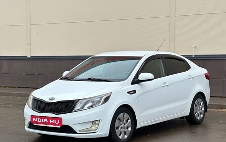 KIA Rio III рестайлинг, 2014 год, 930 000 рублей, 3 фотография