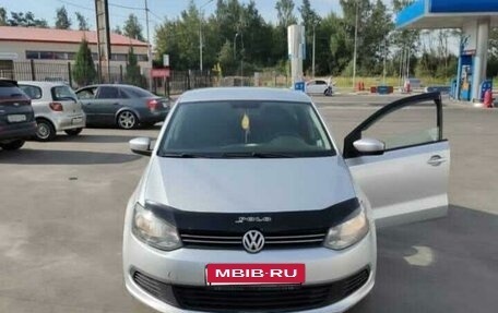 Volkswagen Polo VI (EU Market), 2012 год, 670 000 рублей, 3 фотография