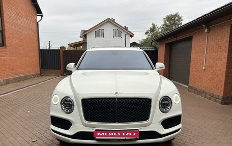 Bentley Bentayga I, 2018 год, 13 500 000 рублей, 2 фотография