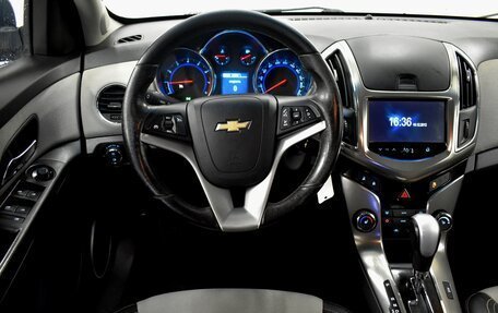 Chevrolet Cruze II, 2013 год, 890 000 рублей, 6 фотография