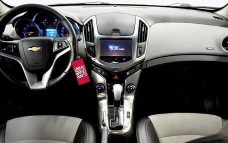 Chevrolet Cruze II, 2013 год, 890 000 рублей, 7 фотография