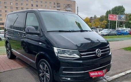 Volkswagen Multivan T6 рестайлинг, 2019 год, 5 800 000 рублей, 2 фотография