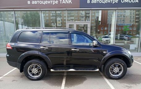 Mitsubishi Pajero Sport II рестайлинг, 2013 год, 1 870 400 рублей, 4 фотография