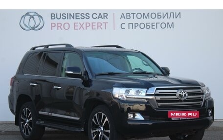 Toyota Land Cruiser 200, 2015 год, 5 580 000 рублей, 3 фотография