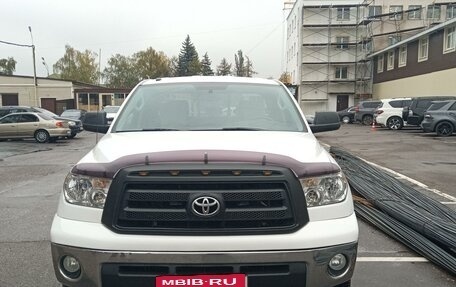 Toyota Tundra II, 2010 год, 3 000 000 рублей, 9 фотография