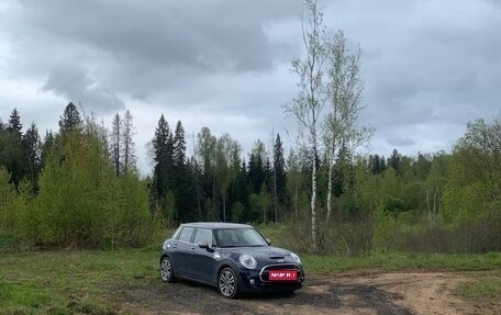 MINI Hatch, 2017 год, 2 595 000 рублей, 1 фотография