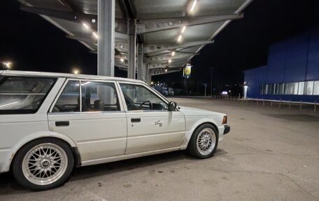 Nissan Bluebird VIII, 1987 год, 175 000 рублей, 2 фотография