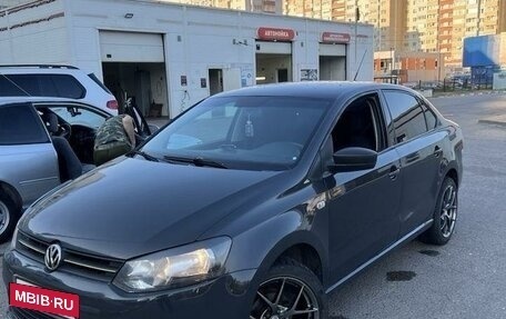 Volkswagen Polo VI (EU Market), 2011 год, 556 000 рублей, 4 фотография