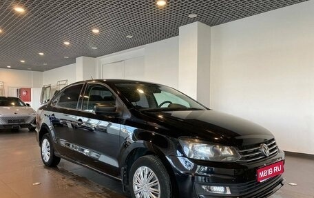 Volkswagen Polo VI (EU Market), 2015 год, 1 073 000 рублей, 1 фотография