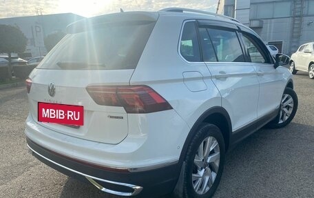 Volkswagen Tiguan II, 2021 год, 3 750 000 рублей, 4 фотография