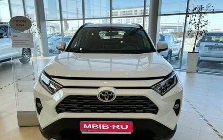 Toyota RAV4, 2023 год, 6 200 000 рублей, 1 фотография