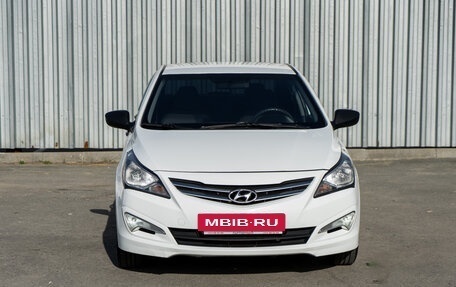 Hyundai Solaris II рестайлинг, 2015 год, 979 000 рублей, 2 фотография