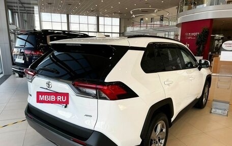 Toyota RAV4, 2023 год, 6 200 000 рублей, 4 фотография