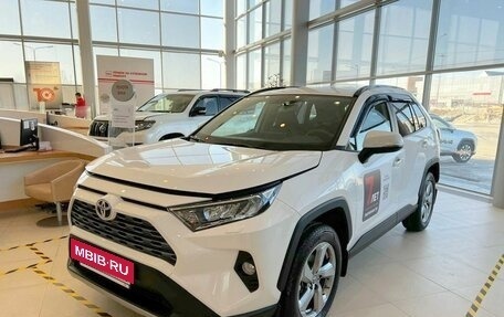 Toyota RAV4, 2023 год, 6 200 000 рублей, 5 фотография