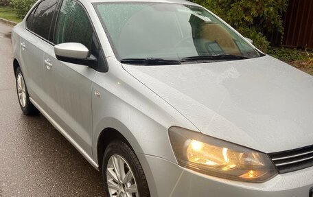 Volkswagen Polo VI (EU Market), 2014 год, 780 000 рублей, 2 фотография