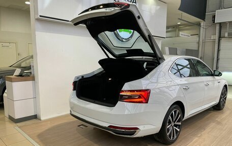 Skoda Superb III рестайлинг, 2024 год, 4 300 000 рублей, 9 фотография