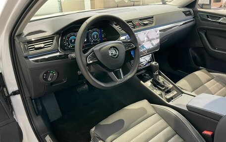 Skoda Superb III рестайлинг, 2024 год, 4 300 000 рублей, 16 фотография