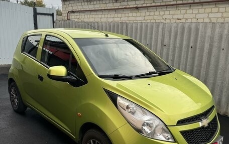 Chevrolet Spark III, 2012 год, 650 000 рублей, 2 фотография