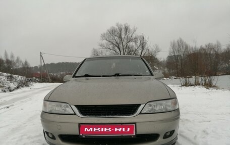 Opel Vectra B рестайлинг, 1996 год, 230 000 рублей, 1 фотография