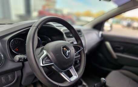 Renault Logan II, 2019 год, 850 000 рублей, 21 фотография