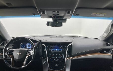 Cadillac Escalade IV, 2017 год, 4 850 000 рублей, 18 фотография