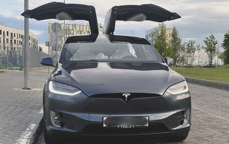 Tesla Model X I, 2019 год, 6 000 000 рублей, 2 фотография