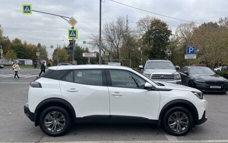 Peugeot 2008 II, 2021 год, 2 900 000 рублей, 6 фотография