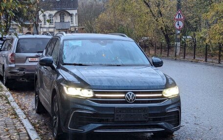 Volkswagen Tiguan II, 2021 год, 4 600 000 рублей, 15 фотография