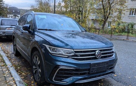 Volkswagen Tiguan II, 2021 год, 4 600 000 рублей, 32 фотография