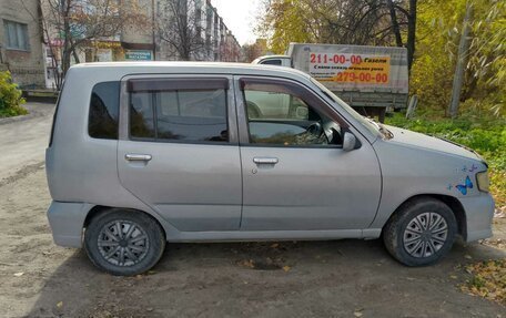 Nissan Cube II, 2000 год, 330 000 рублей, 6 фотография