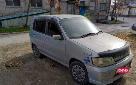 Nissan Cube II, 2000 год, 330 000 рублей, 2 фотография