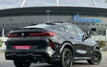 BMW X6 M, 2022 год, 14 990 000 рублей, 4 фотография