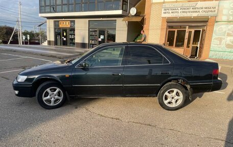 Toyota Camry, 2001 год, 630 000 рублей, 4 фотография