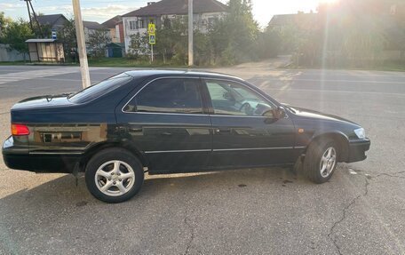 Toyota Camry, 2001 год, 630 000 рублей, 8 фотография